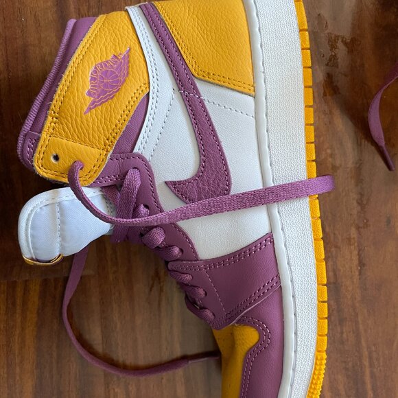 Air Jordan 1 Rretro High OG GS "Brotherhood" - Youth 6.5 Women 8 with box - Picture 10 of 15